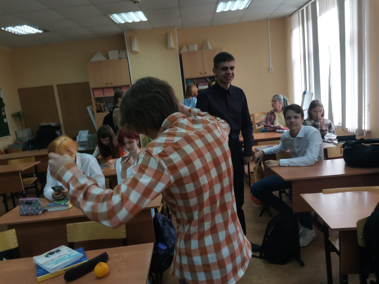 Лев пустился в пляс